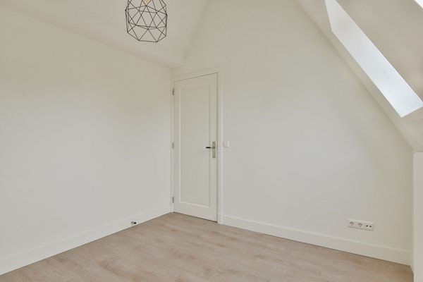 Medium property photo - Churchill-laan 189-4, 1078 EA Amsterdam
